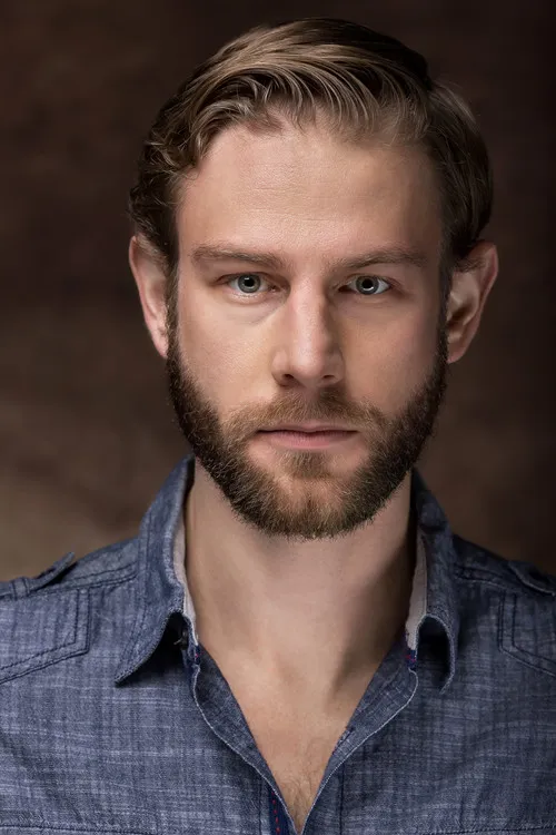 Adam Randall Yönetmen Profil Görseli