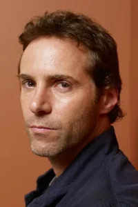 Alessandro Nivola Oyuncu Profil Görseli
