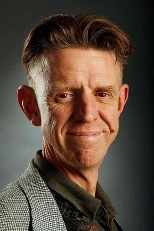 Alex Cox Oyuncu Profil Görseli