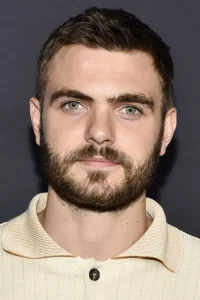 Alex Roe Oyuncu Profil Görseli