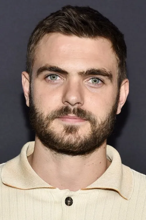 Alex Roe Oyuncu Profil Görseli