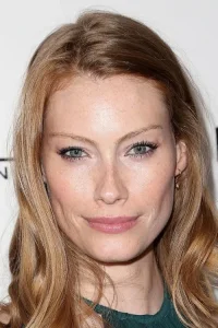 Alyssa Sutherland Oyuncu Profil Görseli