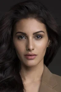 Amyra Dastur Oyuncu Profil Görseli
