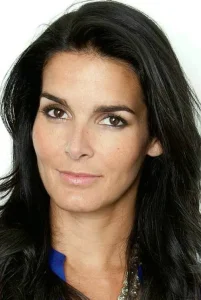 Angie Harmon Oyuncu Profil Görseli