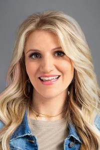 Annaleigh Ashford Oyuncu Profil Görseli