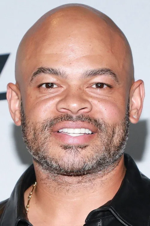 Anthony Hemingway Yönetmen Profil Görseli