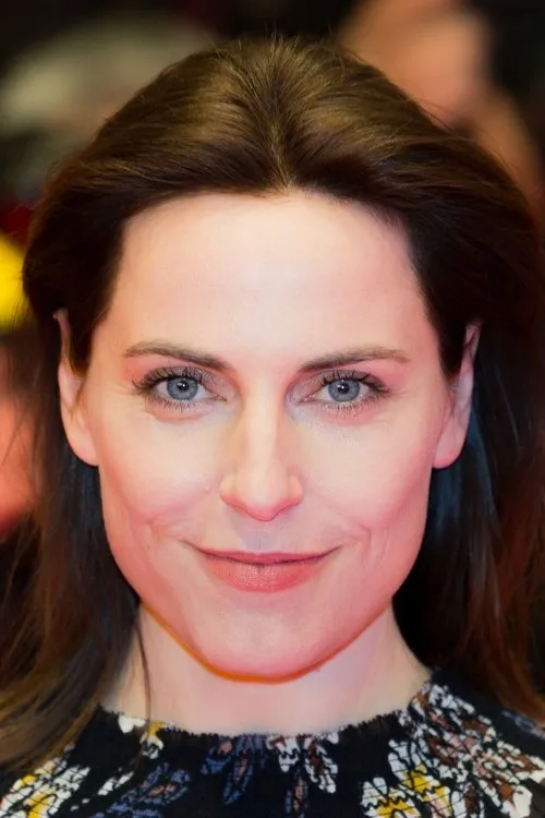 Antje Traue Oyuncu Profil Görseli