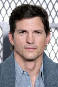 Ashton Kutcher Oyuncu Profil Görseli