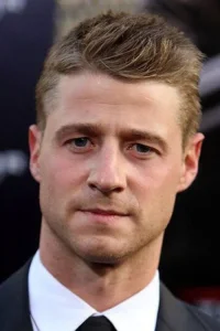 Ben McKenzie Oyuncu Profil Görseli