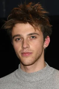 Benjamin Voisin Oyuncu Profil Görseli