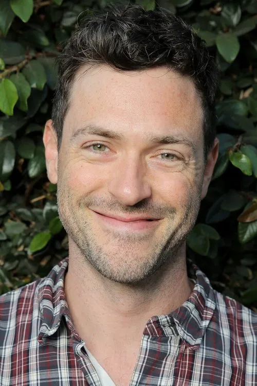 Brendan Hines Oyuncu Profil Görseli