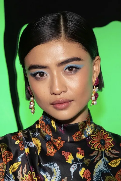 Brianne Tju Oyuncu Profil Görseli