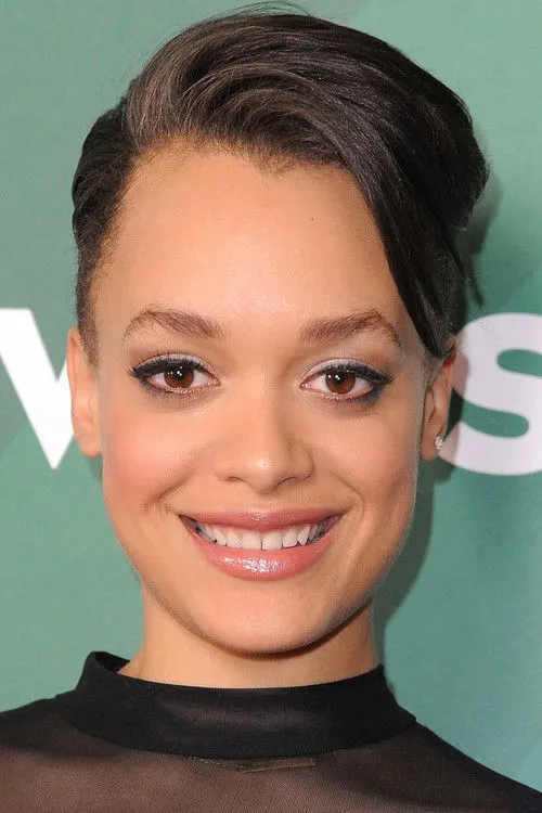 Britne Oldford Oyuncu Profil Görseli