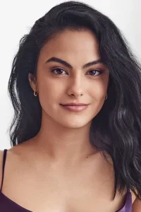 Camila Mendes Oyuncu Profil Görseli
