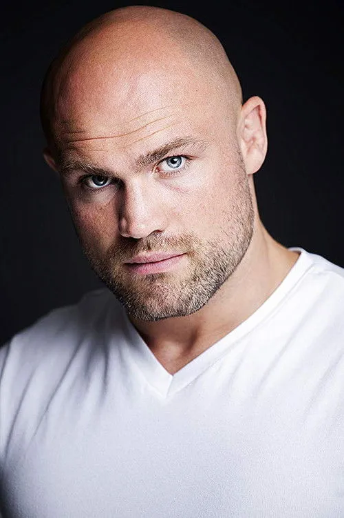 Cathal Pendred Oyuncu Profil Görseli