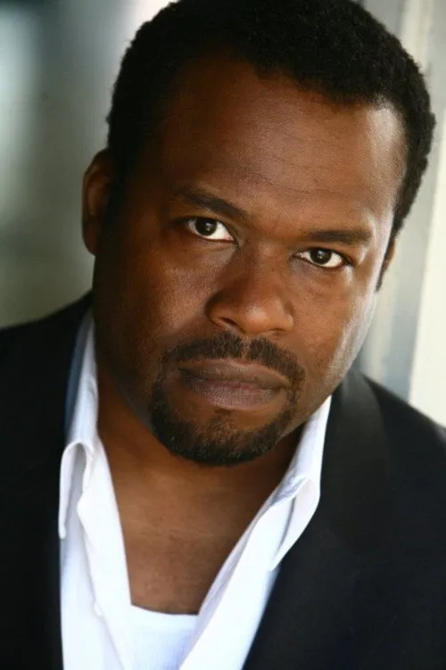 Charles Emmett Oyuncu Profil Görseli