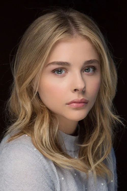 Chloë Grace Moretz Oyuncu Profil Görseli