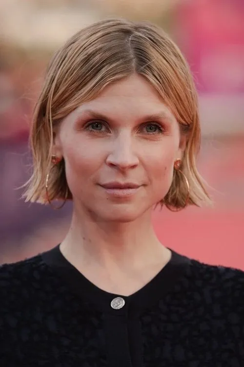 Clémence Poésy Oyuncu Profil Görseli