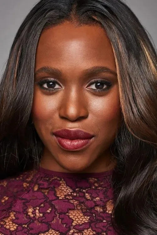 Clare-Hope Ashitey Oyuncu Profil Görseli