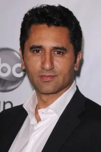 Cliff Curtis Oyuncu Profil Görseli