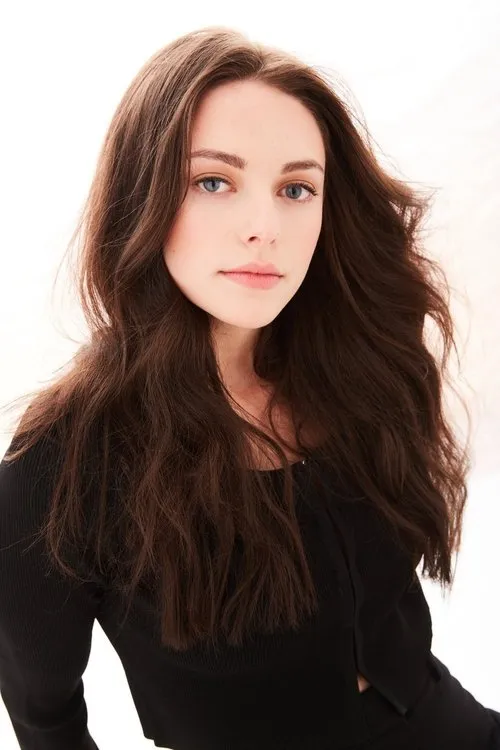 Danielle Rose Russell Oyuncu Profil Görseli