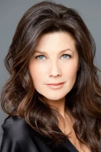 Daphne Zuniga Oyuncu Profil Görseli