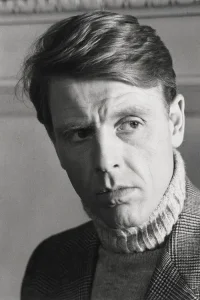 Edward Fox Oyuncu Profil Görseli