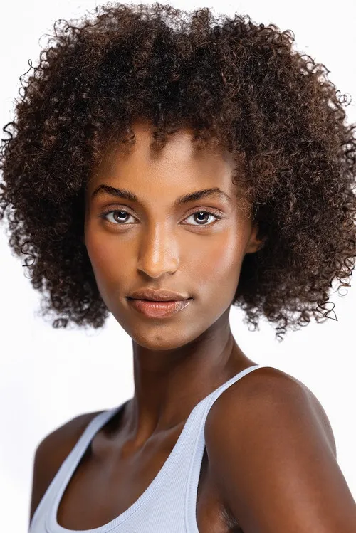 Edyll Ismail Oyuncu Profil Görseli