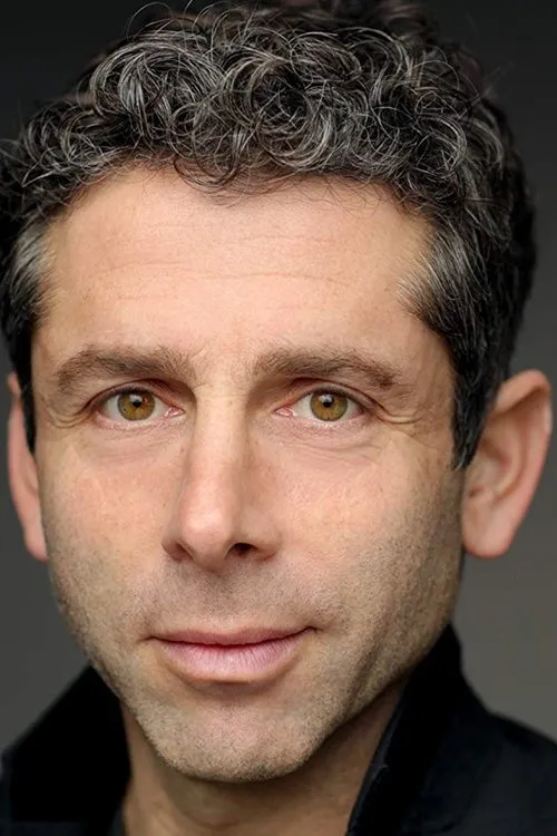 Elliot Levey Oyuncu Profil Görseli