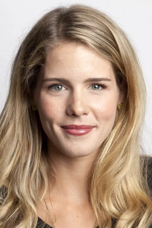 Emily Bett Rickards Oyuncu Profil Görseli