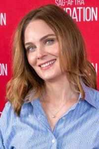 Emily Deschanel Oyuncu Profil Görseli