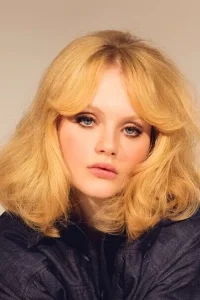 Emma Laird Oyuncu Profil Görseli