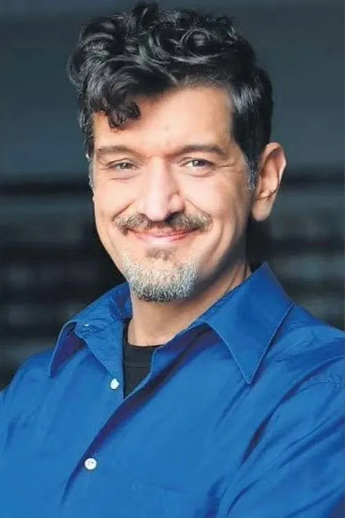 Enrico Casarosa Yönetmen Profil Görseli