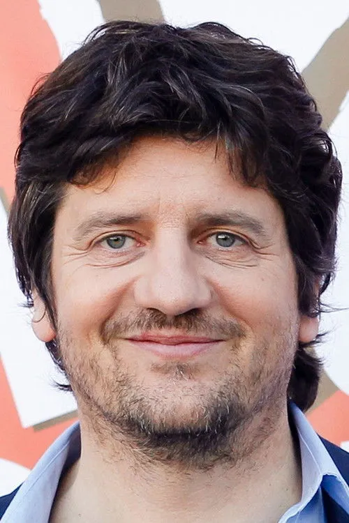 Fabio De Luigi Oyuncu Profil Görseli