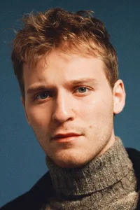 Fred Hechinger Oyuncu Profil Görseli