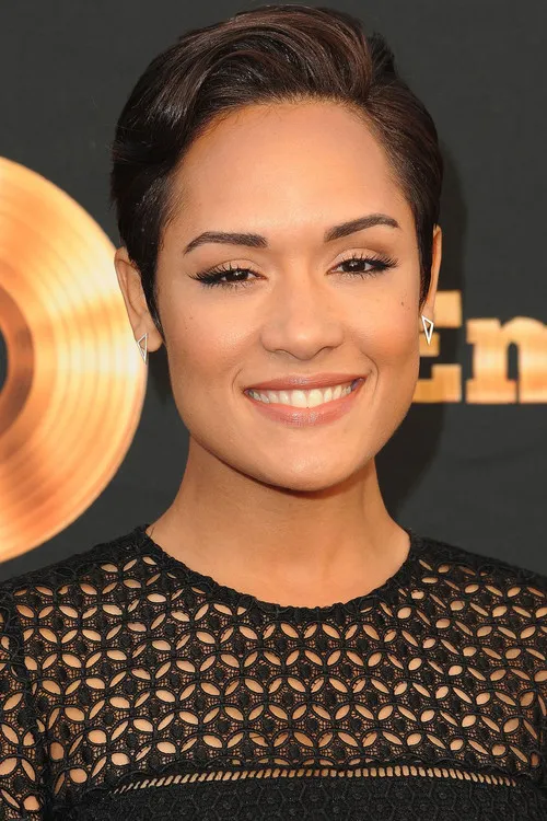 Grace Byers Oyuncu Profil Görseli