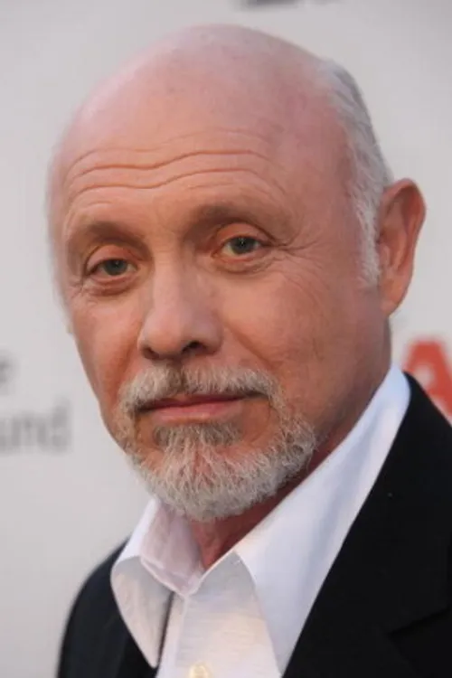 Héctor Elizondo Oyuncu Profil Görseli
