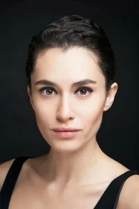 Hande Doğandemir Oyuncu Profil Görseli