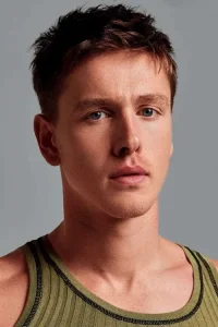 Harris Dickinson Oyuncu Profil Görseli