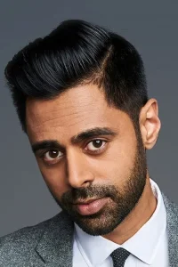 Hasan Minhaj Oyuncu Profil Görseli