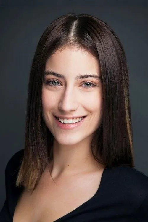 Hazal Kaya Oyuncu Profil Görseli