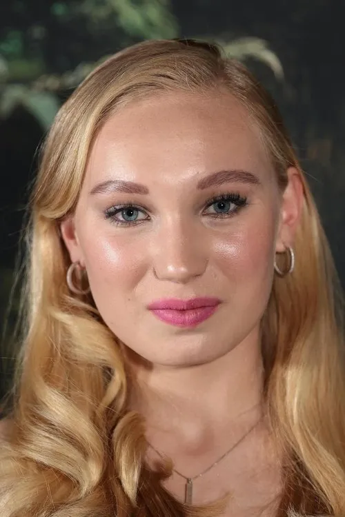 Helena Zengel Oyuncu Profil Görseli