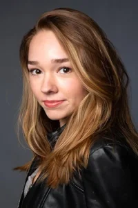 Holly Taylor Oyuncu Profil Görseli