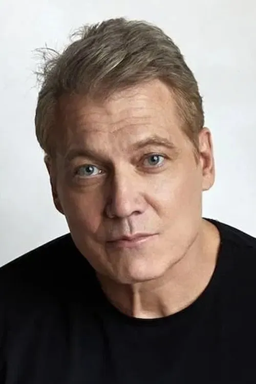 Holt McCallany Oyuncu Profil Görseli