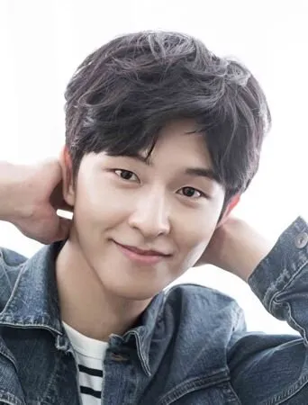 Hong Kyung Oyuncu Profil Görseli