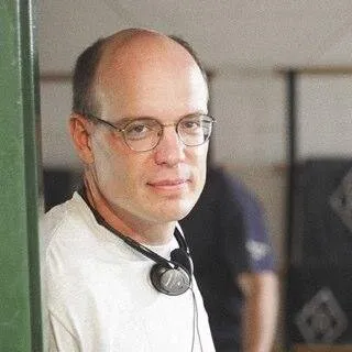 J. Miller Tobin Yönetmen Profil Görseli