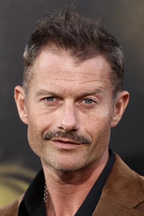 James Badge Dale Oyuncu Profil Görseli