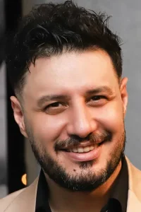 Javad Ezzati Oyuncu Profil Görseli