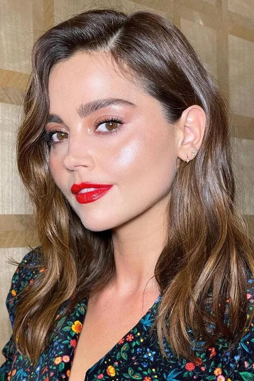 Jenna Coleman Oyuncu Profil Görseli