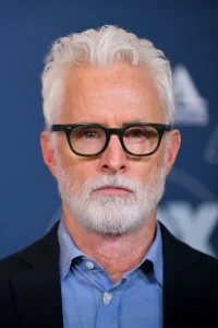 John Slattery Oyuncu Profil Görseli